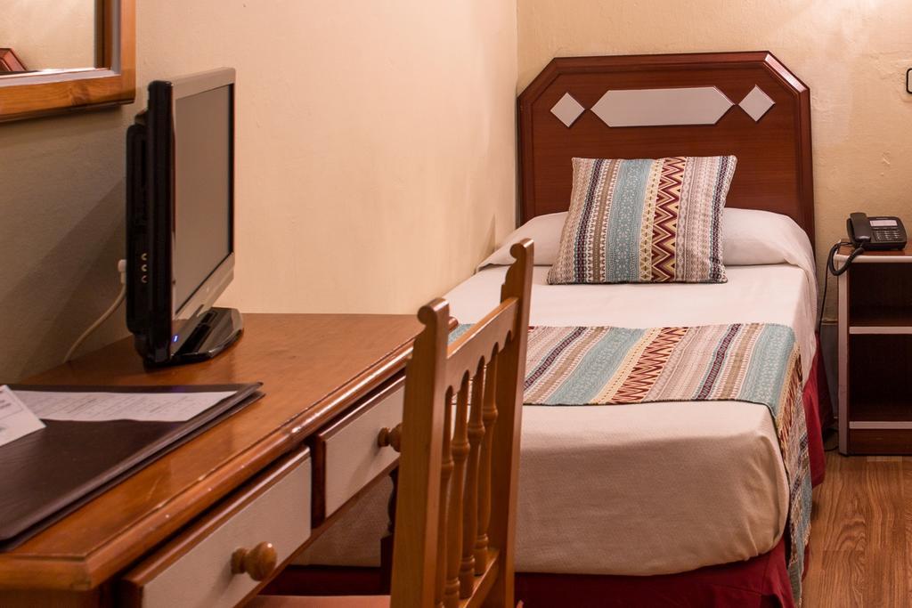 Bed & Breakfast Naranjo Seville Luaran gambar