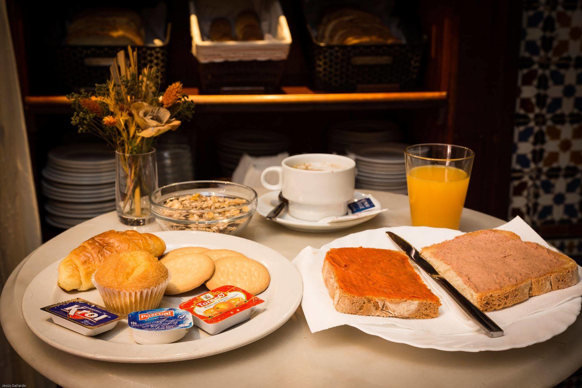 Bed & Breakfast Naranjo Seville Luaran gambar