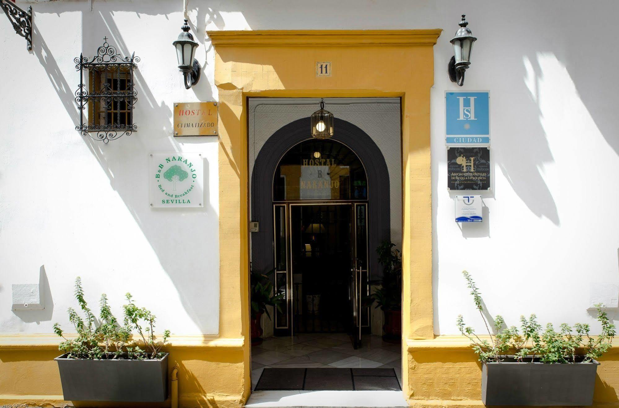 Bed & Breakfast Naranjo Seville Luaran gambar